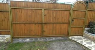 Купить распашные ворота деревянные Пятигорск, цена от 2739 руб.